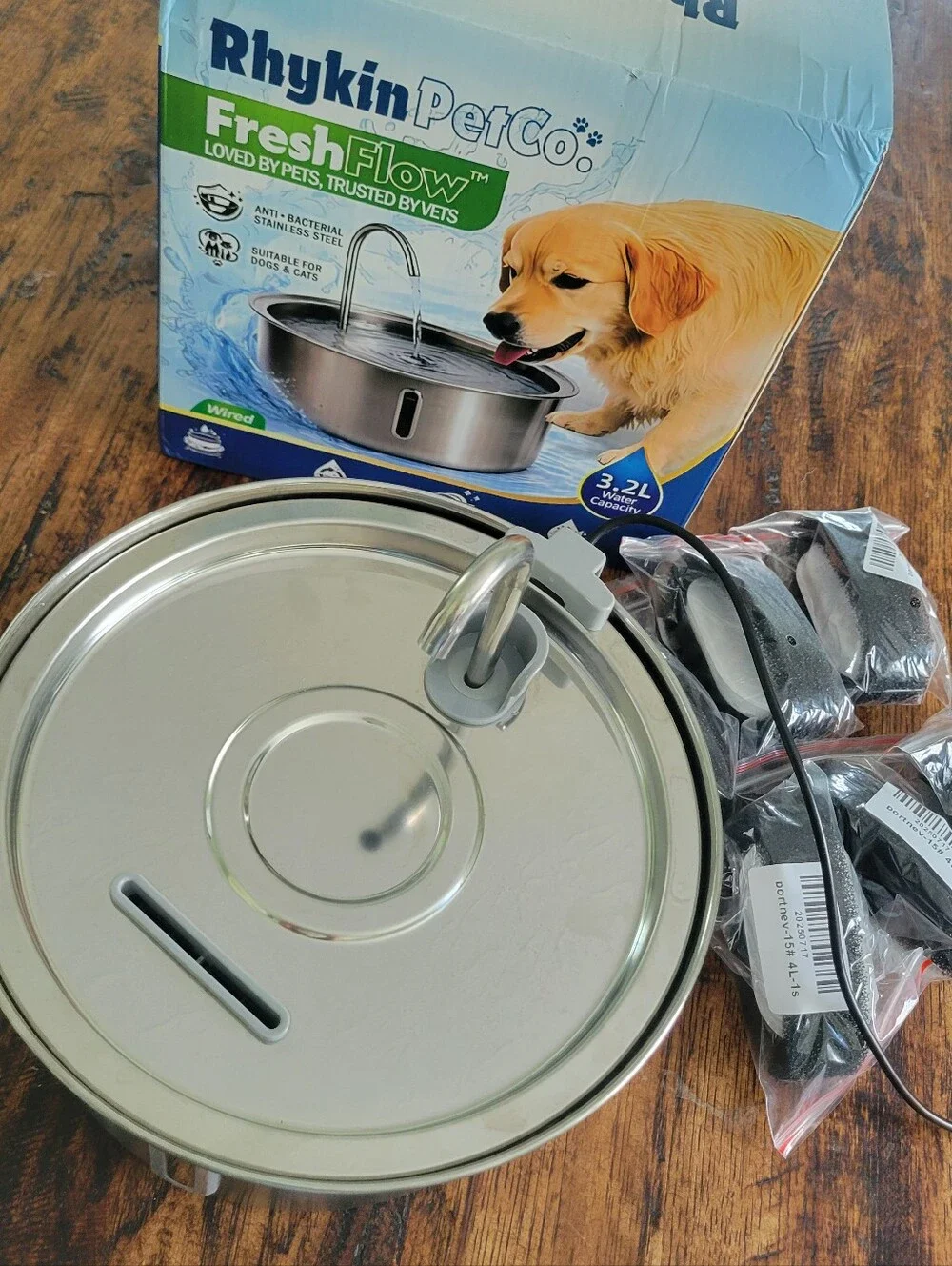 FreshFlow Stainless Steel Pet Water Fountain - Silver